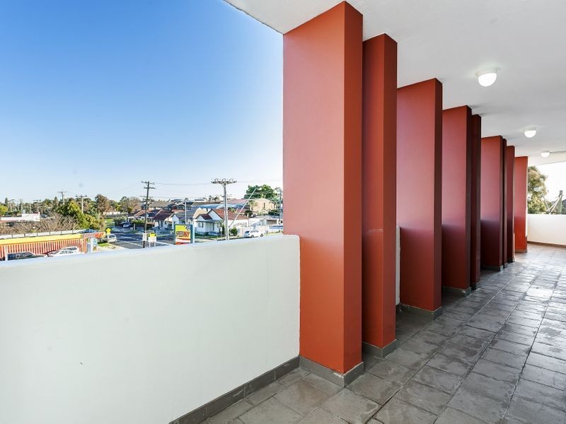 11/165 Clyde Street, Granville NSW 2142