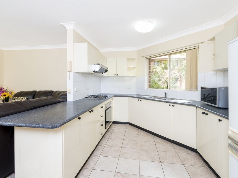 4/36-40 Newman Street, Merrylands NSW 2160