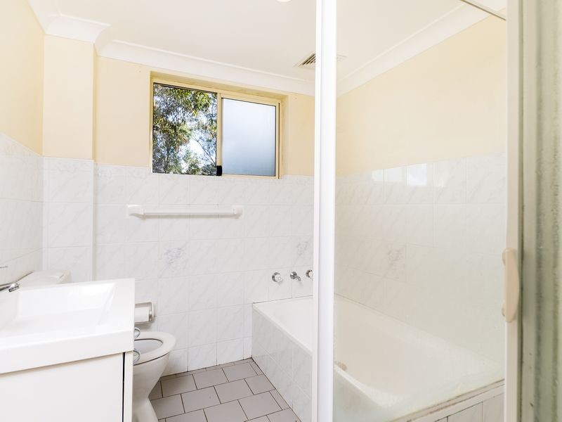 4/36-40 Newman Street, Merrylands NSW 2160