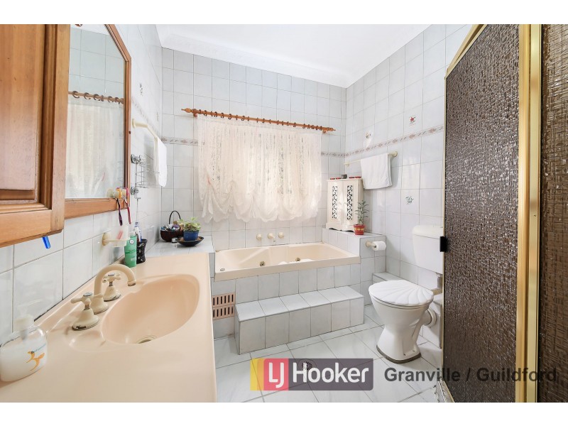 70 The Avenue, Granville NSW 2142