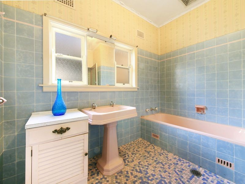 96 Railway Parade, Granville NSW 2142