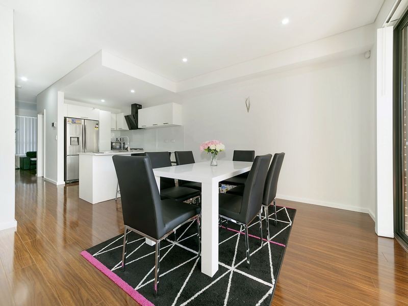 2/1-3 Louis Street, Granville NSW 2142