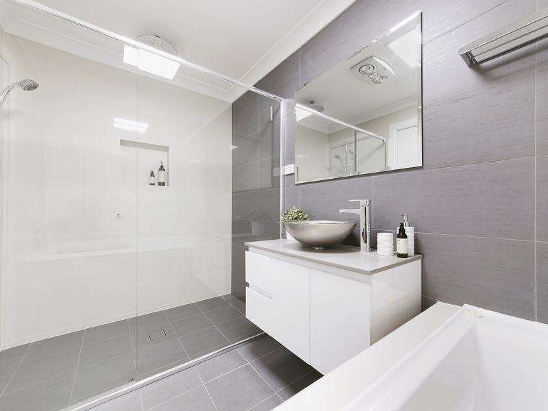 16 Shaftsbury Road, West Ryde NSW 2114