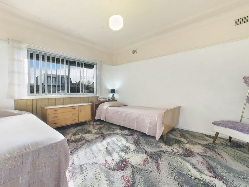 5 Nowra Street, Merrylands NSW 2160