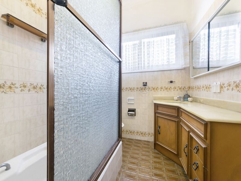 5 Nowra Street, Merrylands NSW 2160