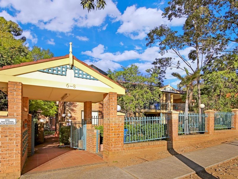 11/6-8 Paton Street, Merrylands NSW 2160