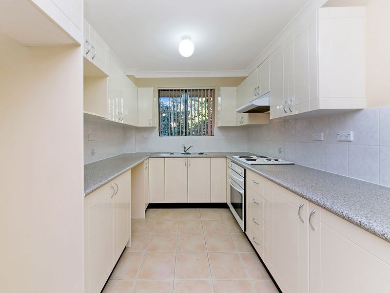 11/6-8 Paton Street, Merrylands NSW 2160