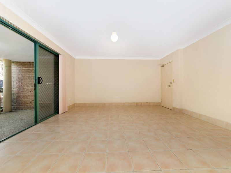 11/6-8 Paton Street, Merrylands NSW 2160
