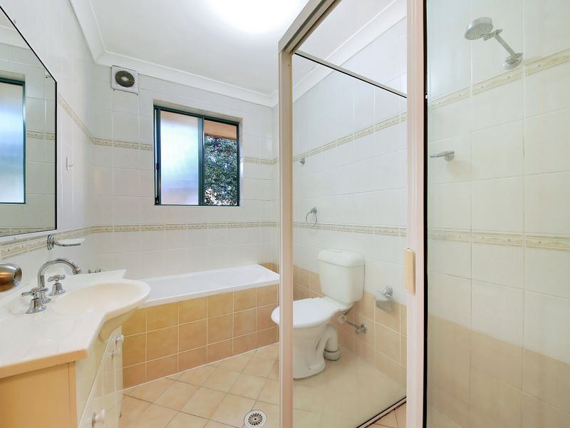 11/6-8 Paton Street, Merrylands NSW 2160