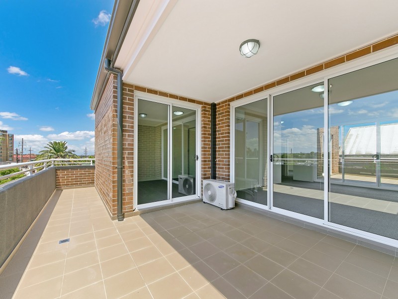 Unit 8/70-72 Railway Parade, Granville NSW 2142