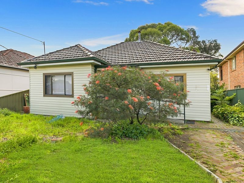 7 Myrtle Street, Granville NSW 2142