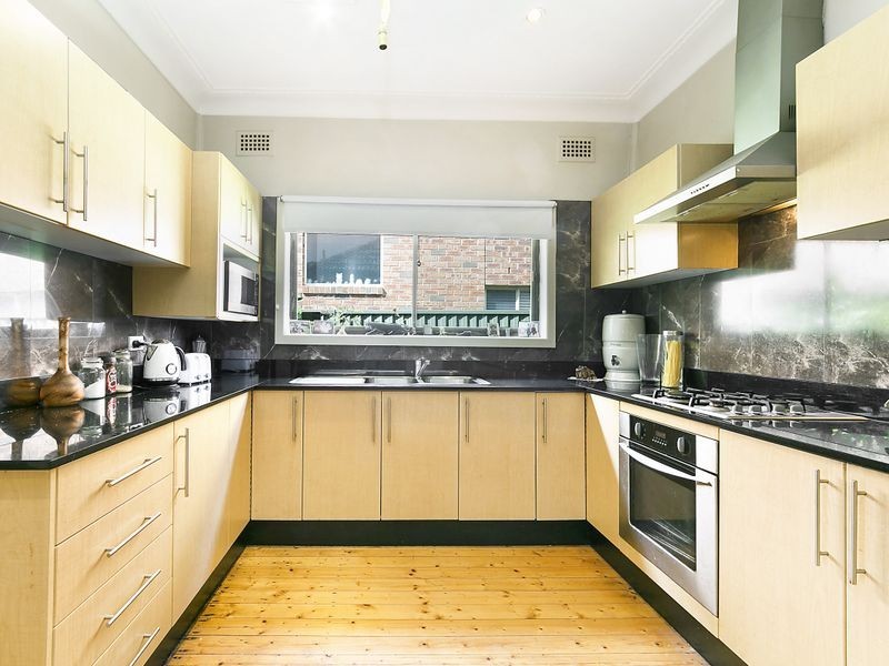 7 Myrtle Street, Granville NSW 2142