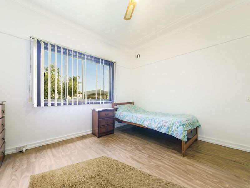 7 Myrtle Street, Granville NSW 2142