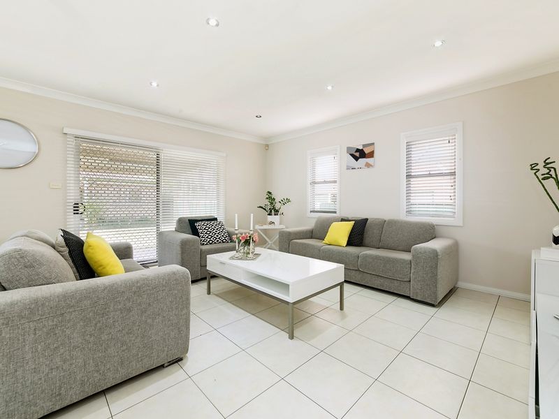 47 Rhodes Avenue, Guildford NSW 2161