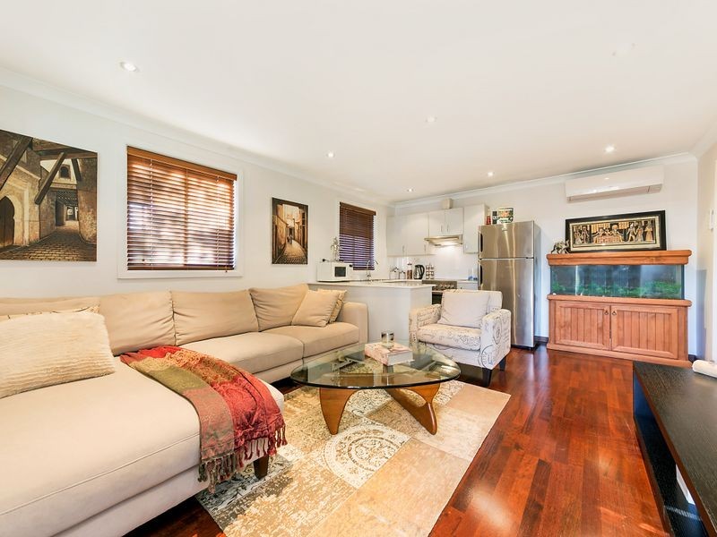 47 Rhodes Avenue, Guildford NSW 2161