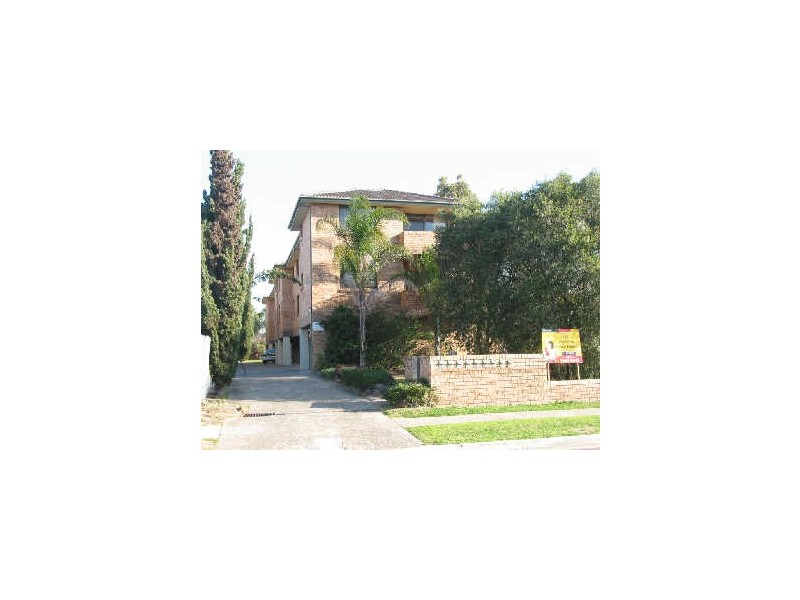 1/22 Louis Street, Granville NSW 2142