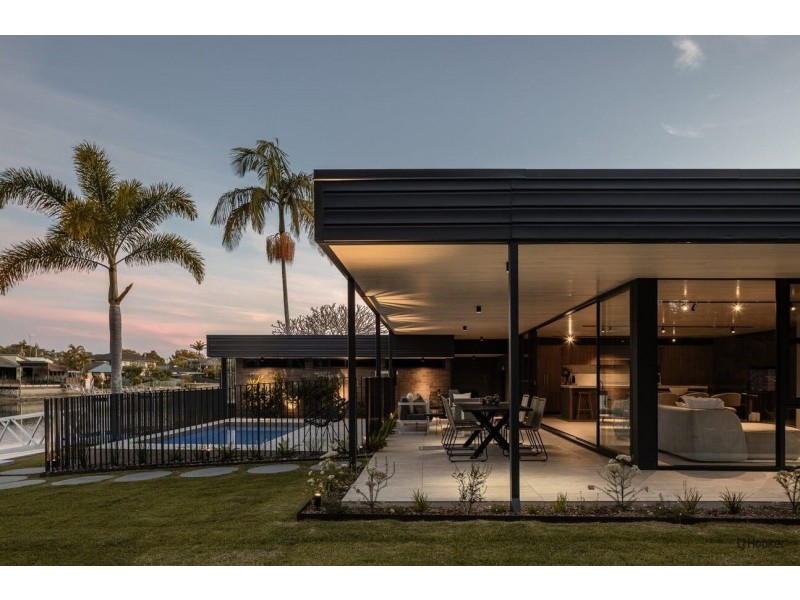 1 Gollan Drive, Tweed Heads West NSW 2485