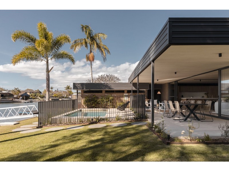 1 Gollan Drive, Tweed Heads West NSW 2485