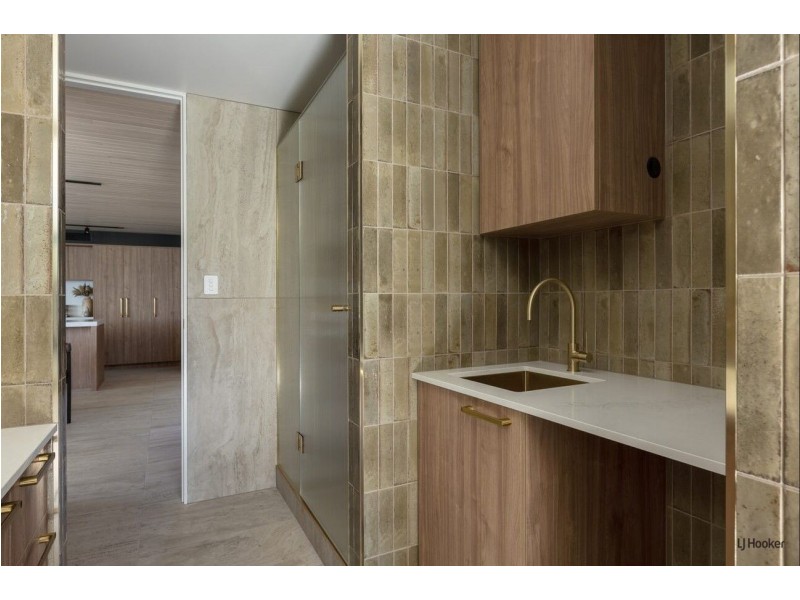 1 Gollan Drive, Tweed Heads West NSW 2485