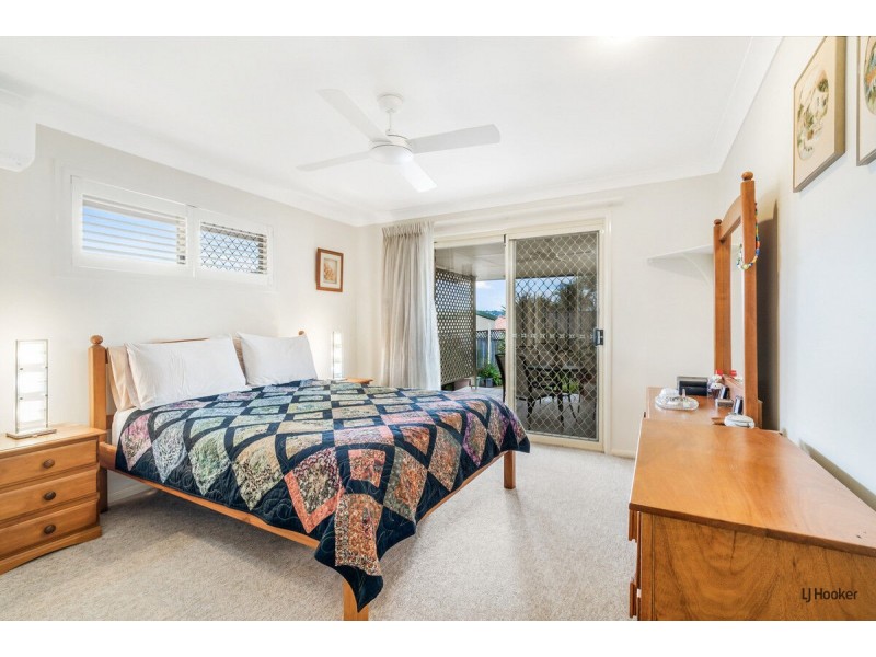 28 Champagne Drive, Tweed Heads South NSW 2486