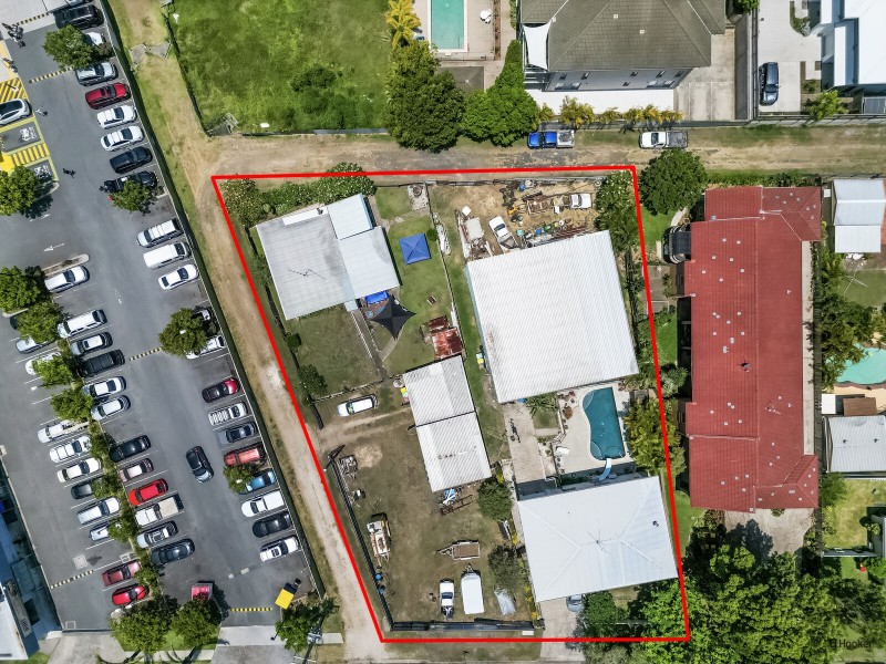 2 & 4 Lloyd Street, Tweed Heads South NSW 2486