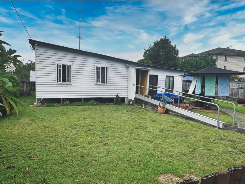 2 & 4 Lloyd Street, Tweed Heads South NSW 2486