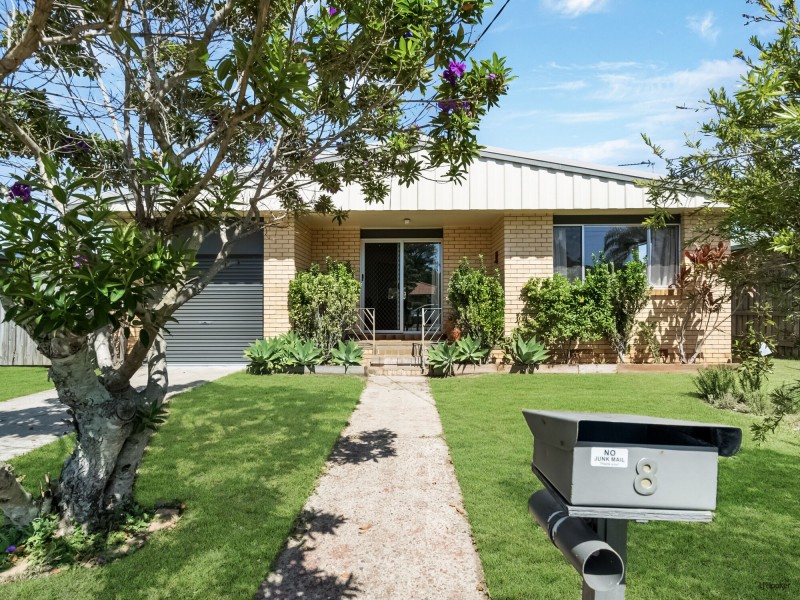 8 Sandra Street, Tweed Heads South NSW 2486