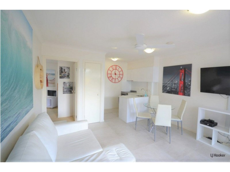 208/92-96 Musgrave Street, Coolangatta QLD 4225