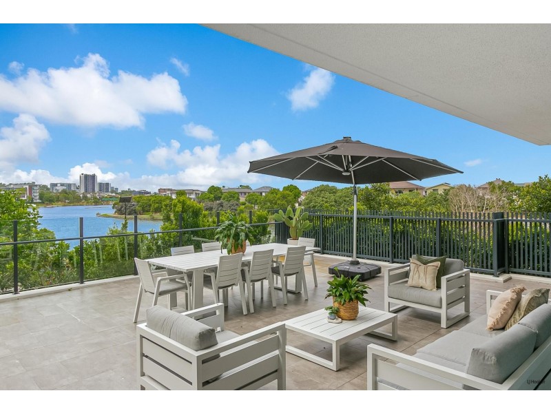 3001/397 Christine Avenue, Varsity Lakes QLD 4227