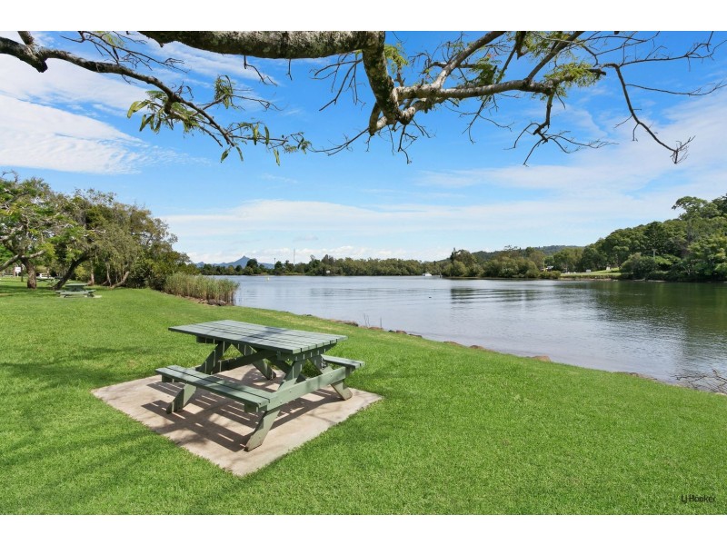 54 Riverside Drive, Tumbulgum NSW 2490