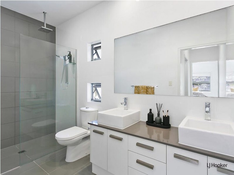 1/3 Winders Avenue, Tugun QLD 4224
