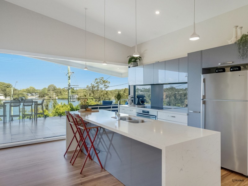 15 Kennedy Drive, Tweed Heads NSW 2485