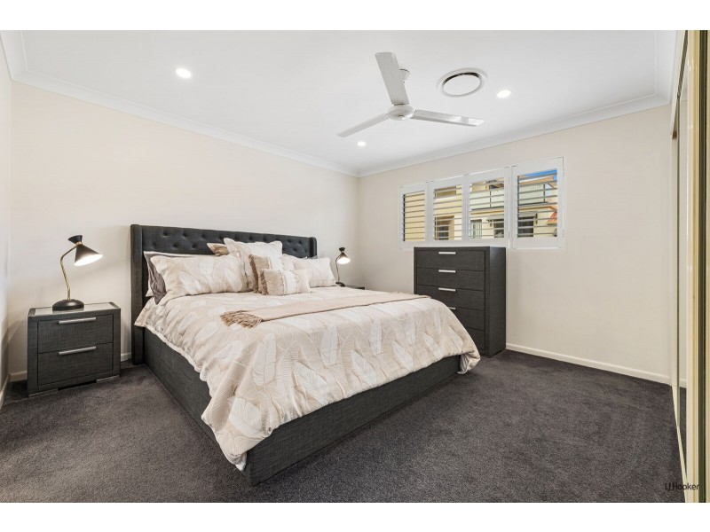 8/33 Dixon Street, Coolangatta QLD 4225