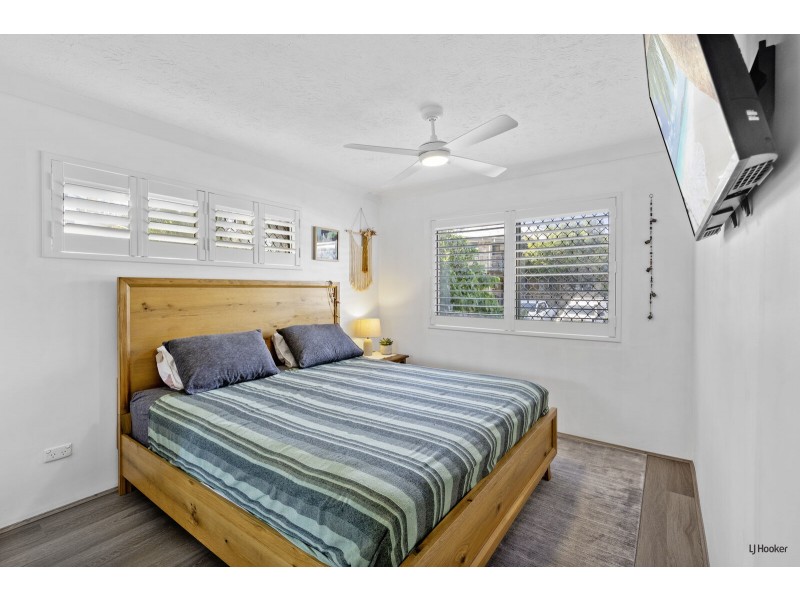8/4 Rolan Court, Palm Beach QLD 4221