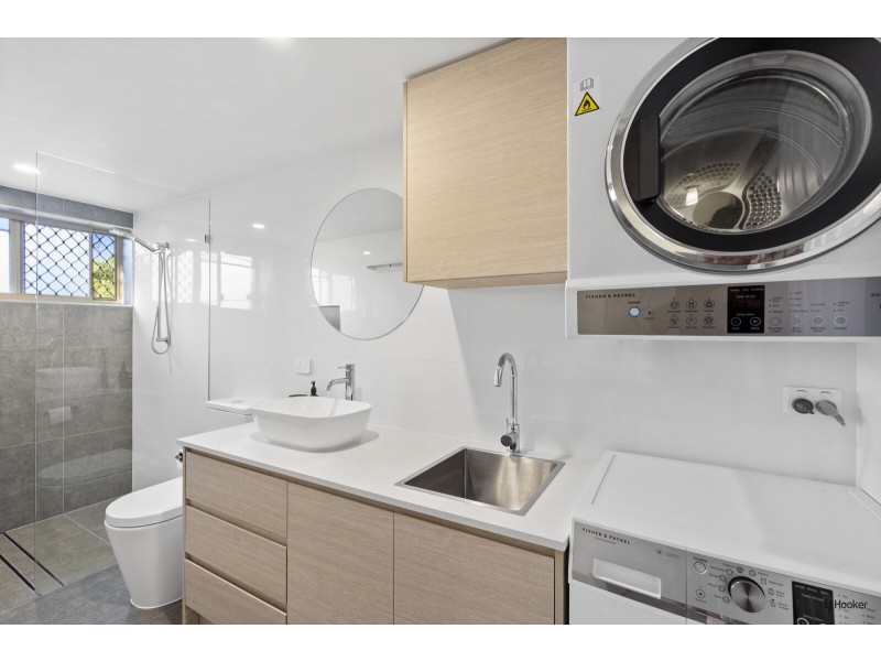 8/4 Rolan Court, Palm Beach QLD 4221