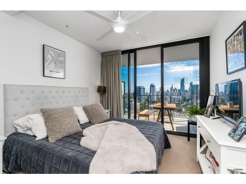 76/18 Chelsea Avenue, Broadbeach QLD 4218