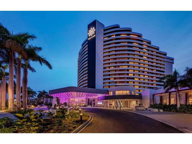 76/18 Chelsea Avenue, Broadbeach QLD 4218