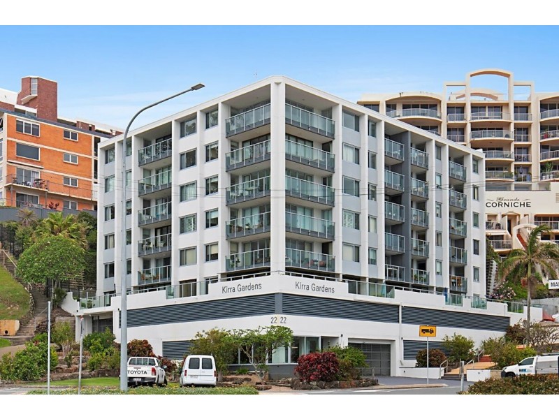 4/22 Marine Parade, Coolangatta QLD 4225