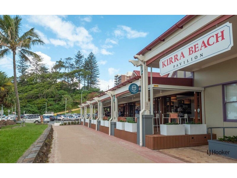 4/22 Marine Parade, Coolangatta QLD 4225