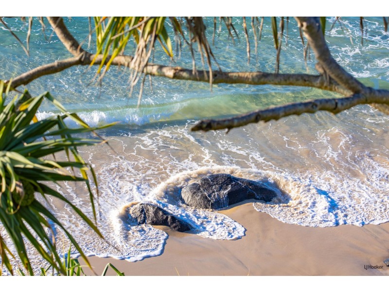 70 Dutton Street, Coolangatta QLD 4225