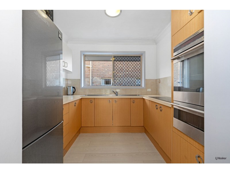 70 Dutton Street, Coolangatta QLD 4225