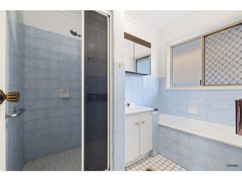 70 Dutton Street, Coolangatta QLD 4225