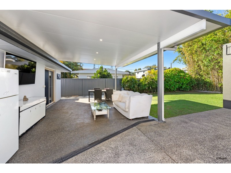 70 Dutton Street, Coolangatta QLD 4225