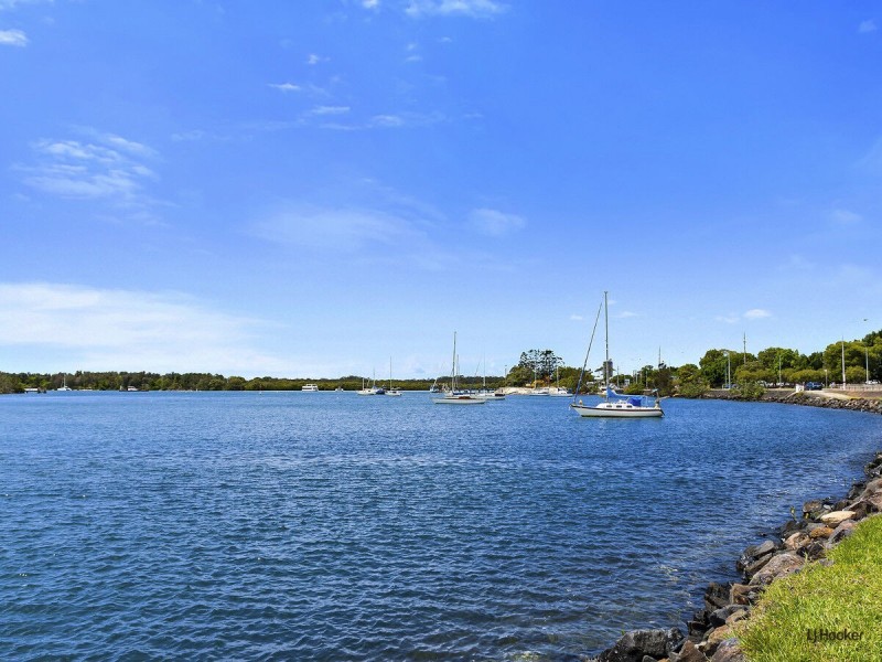 1/8 Parry Street, Tweed Heads South NSW 2486