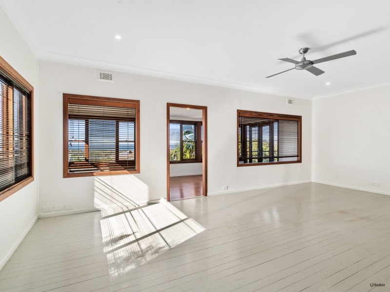 17 Seaview Road, Banora Point NSW 2486