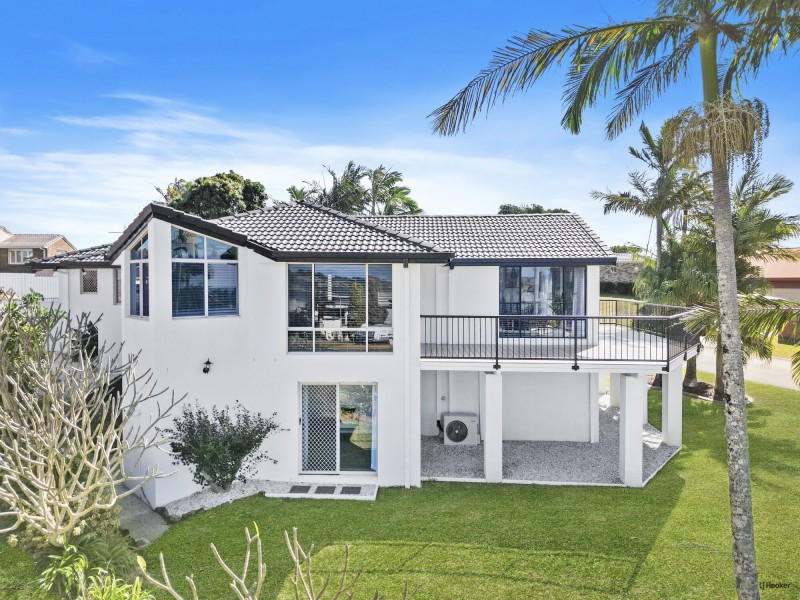 2 Karingal Avenue, Bilambil Heights NSW 2486