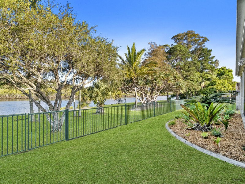 117 Sunset Boulevard, Tweed Heads West NSW 2485