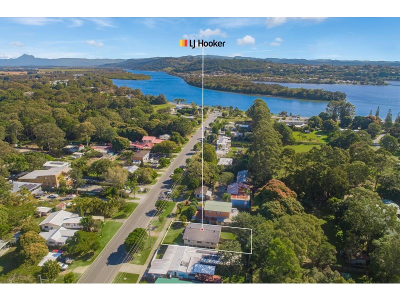 1 and 2/62 Wommin Bay Road, Chinderah NSW 2487