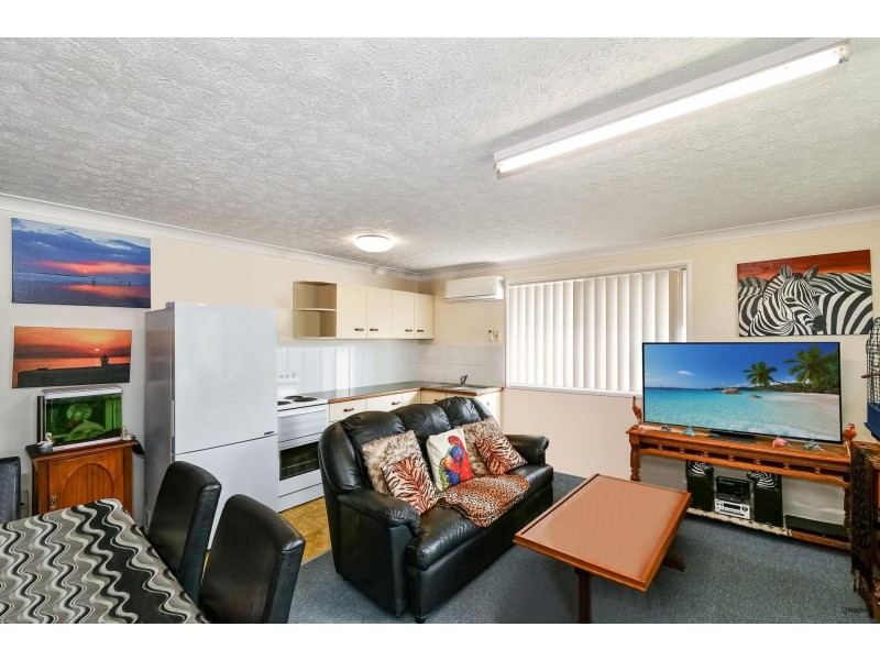 1 and 2/62 Wommin Bay Road, Chinderah NSW 2487