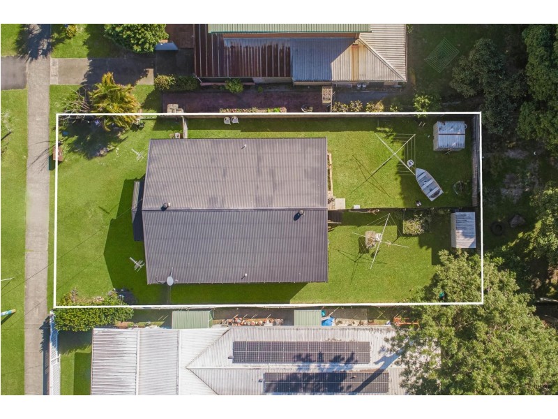 1 and 2/62 Wommin Bay Road, Chinderah NSW 2487